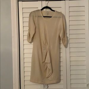 Beautiful BCBG Runway cashmere ivory sweater dress